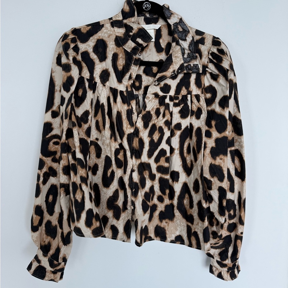 H&M Ruffle Trimmed Blouse - Picture 2 of 7